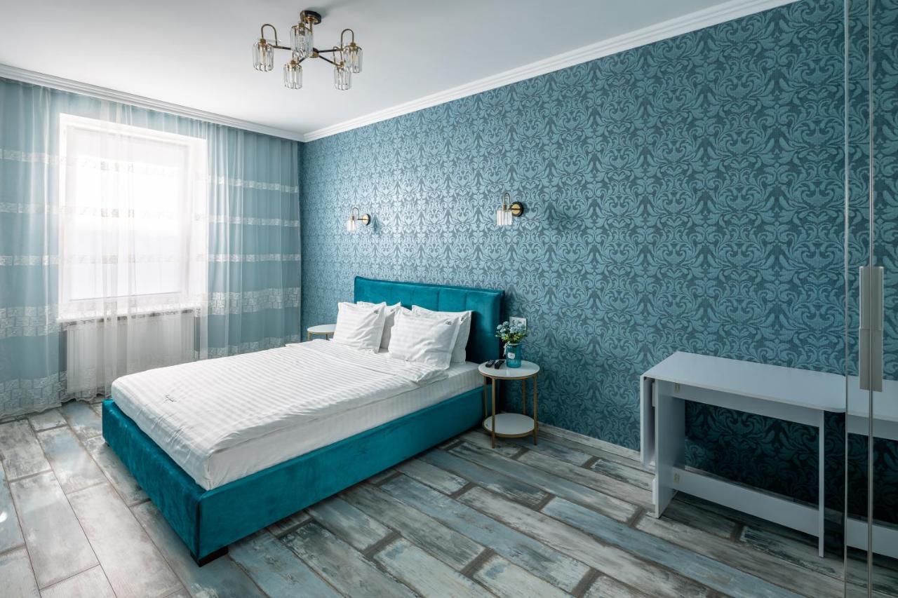Romari Вічева 1 Apartman Lviv Kültér fotó