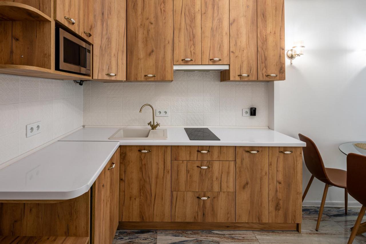 Romari Вічева 1 Apartman Lviv Kültér fotó